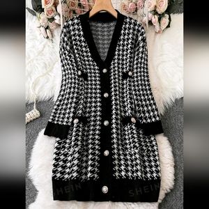 Women's Houndstooth Cardigan